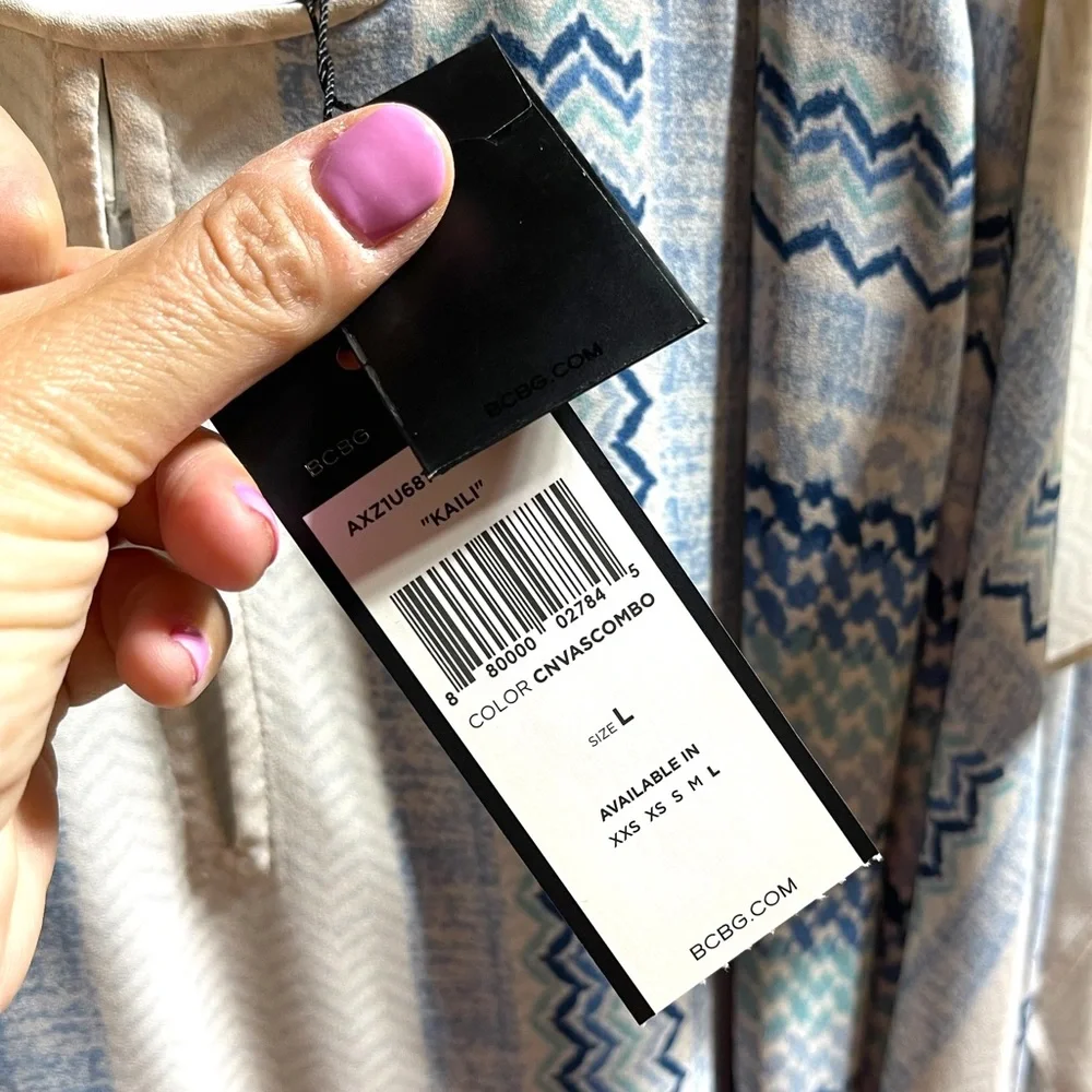 NWT Blue Coastal Kaili Keyhole Woven Top, Large